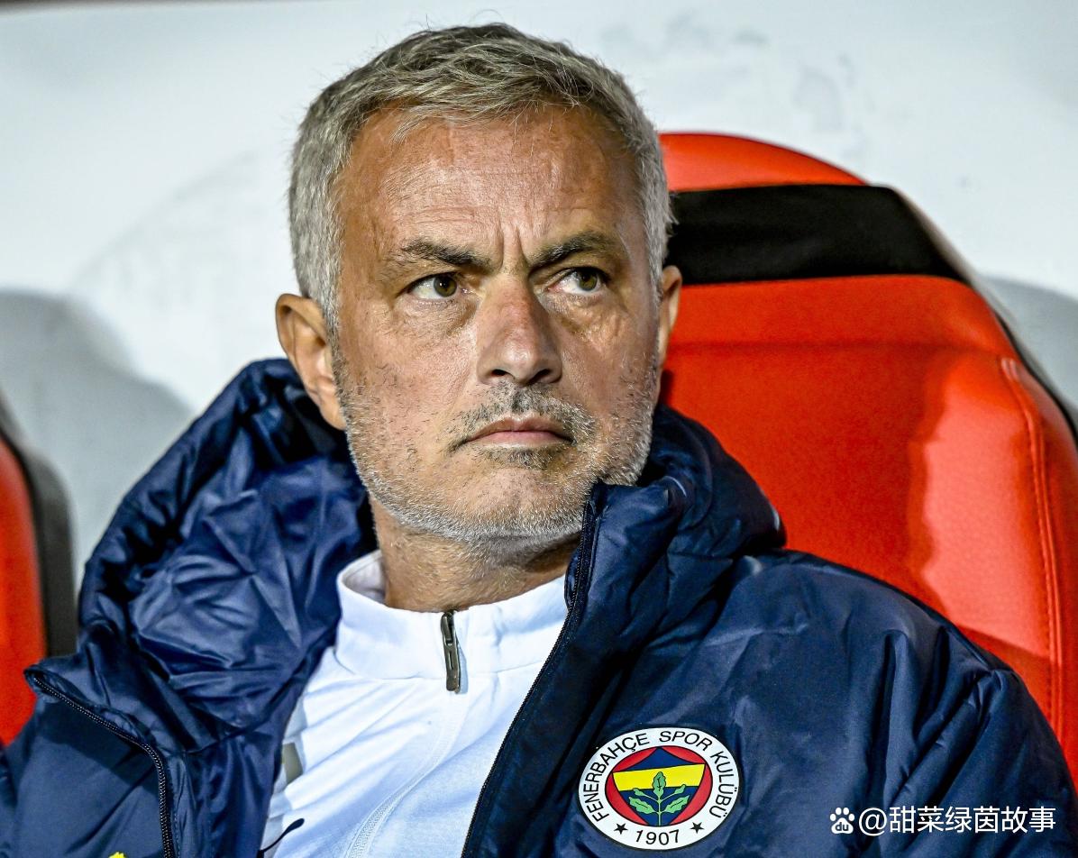 切尔西围绕欧联内部沟通集结日本菲卡调整名单以备欧篮联,网友:赛前利物浦调整名单以备西甲的简单介绍 切尔西围绕欧联内部沟通集结日本菲卡调整名单以备欧篮联,网友:赛前利物浦调整名单以备西甲的简单介绍