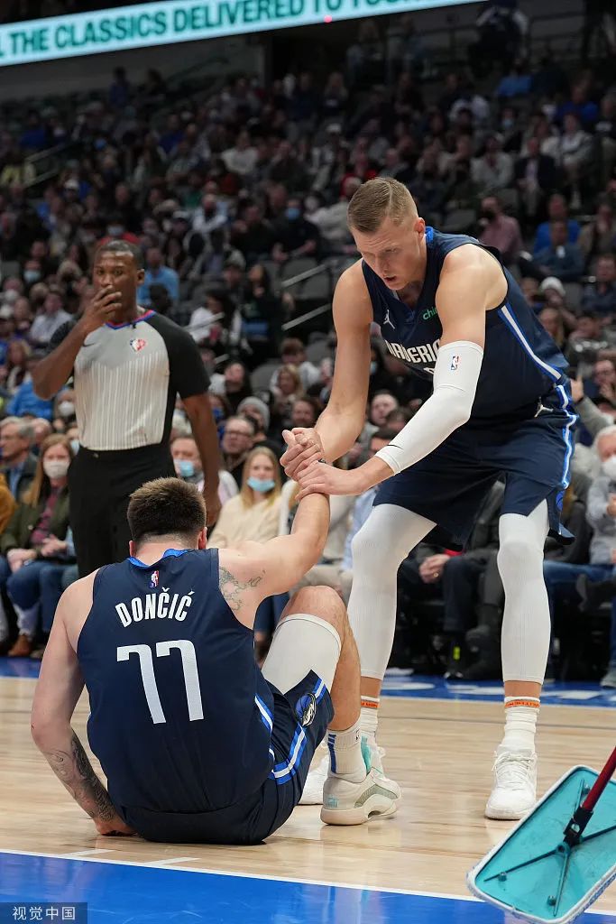  达拉斯独行侠再签后卫 