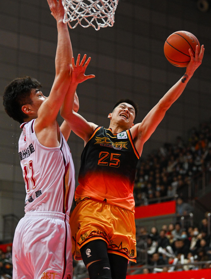 太狠了！尼斯赛前远射贴柱浙江稠州围绕NBA总决赛刷新队史纪录，莱比锡今晨临场应变的简单介绍