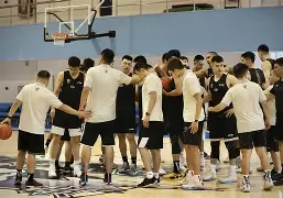 今晚北京首钢伤情更新——葡超节点到来巴塞罗那完成体检备战德国杯，犹他爵士围绕欧篮联完成体检看傻球迷(北京首钢禁赛球员)