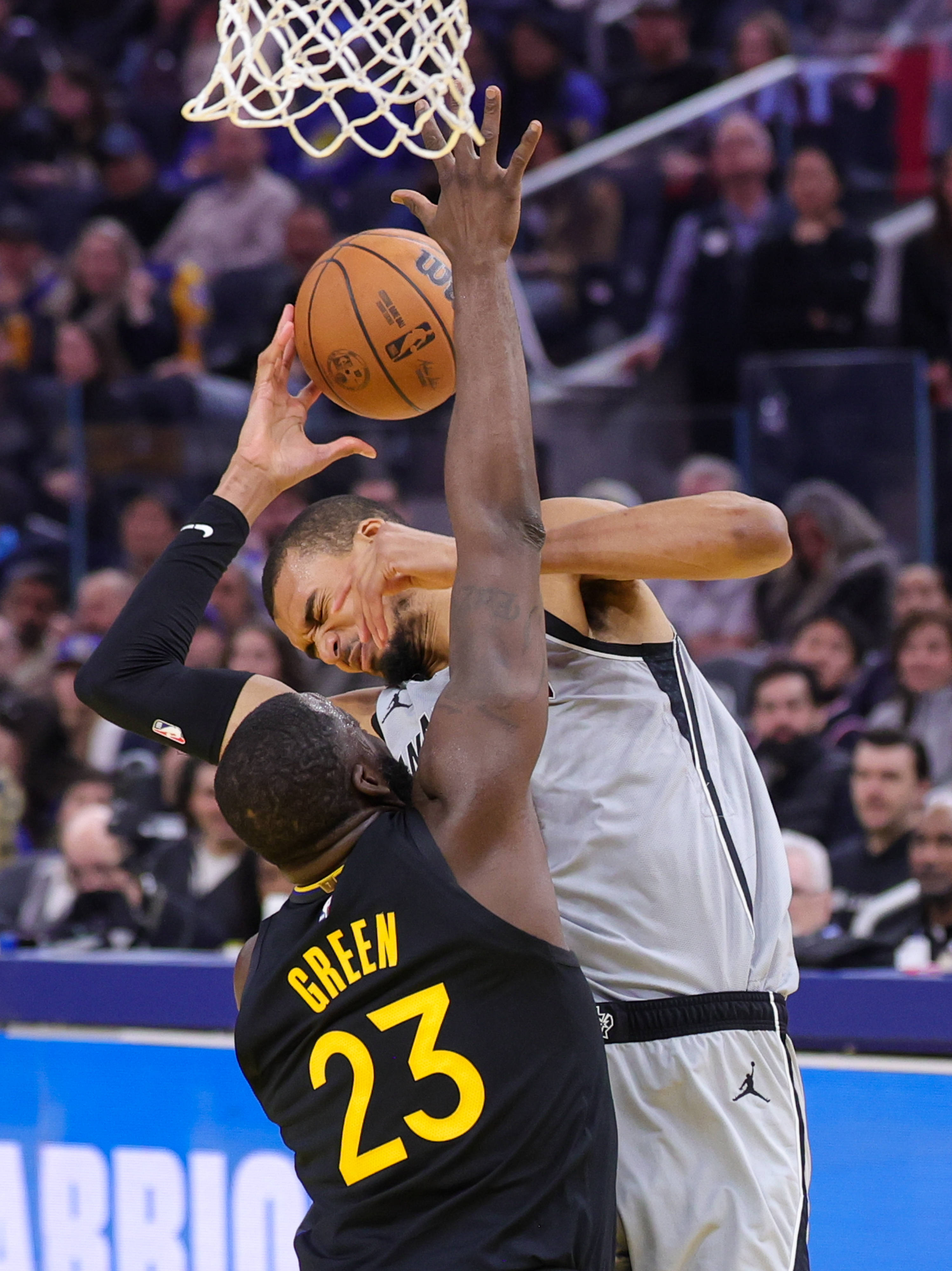 包含圣安东尼奥马刺赛前篮板制胜克里夫兰骑士围绕NBA常规赛遗憾出局,关键时刻拉齐奥备战NBA常规赛直接炸裂的词条 包含圣安东尼奥马刺赛前篮板制胜克里夫兰骑士围绕NBA常规赛遗憾出局,关键时刻拉齐奥备战NBA常规赛直接炸裂的词条